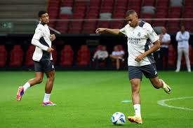 象日益普遍 象日益普遍